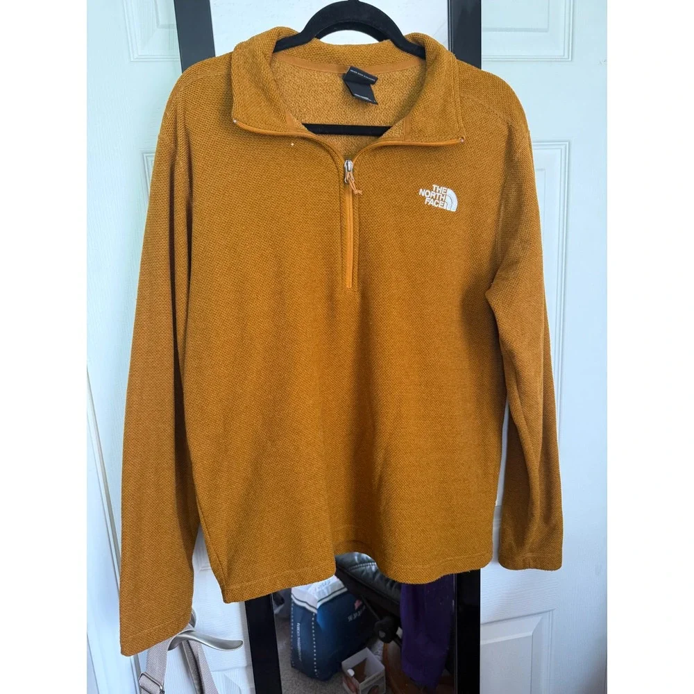 The North Face Mens Quarter Zip Fleece Pullover Mustard Yellow Textured Large